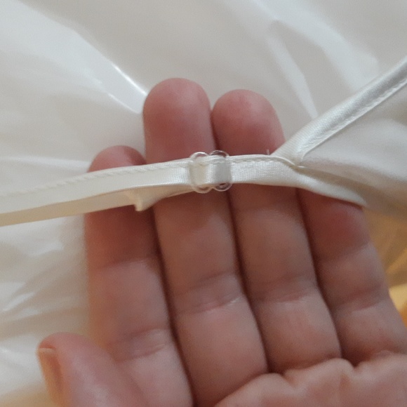 Camelot Lingerie 2pc - Picture 6 of 9